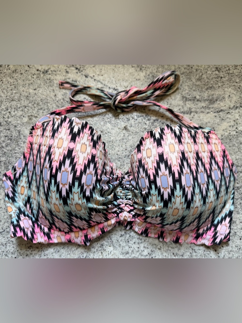 Victoria's Secret Pastel Multicolor Scalloped Bikini Top 34D
